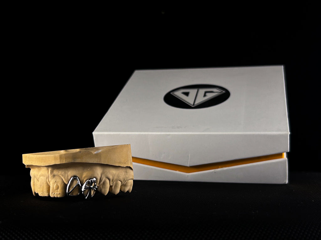Grillz 2 piezas Diseño Personalizado Cromo